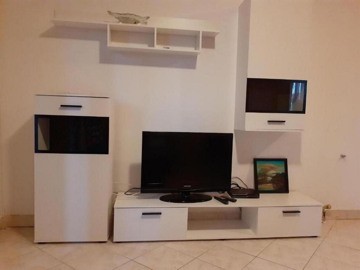 Apartments Rajka Lopar Bagian luar foto